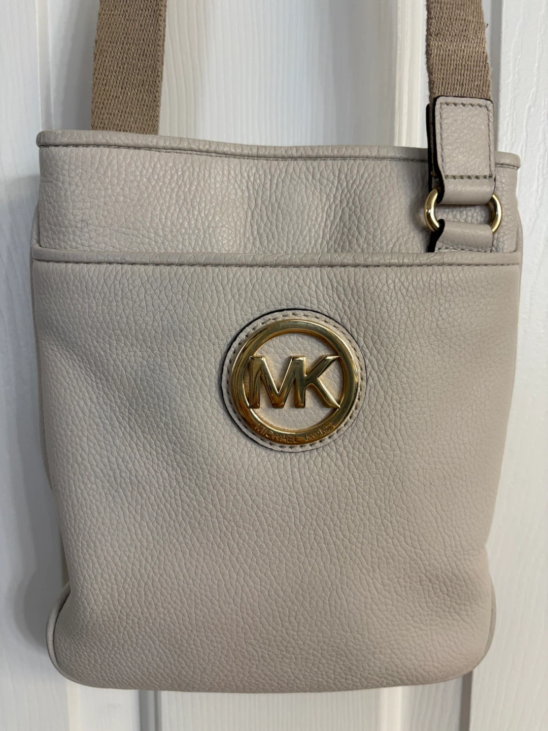 Michael Kors Cream Leather Crossbody Bag - photo 2
