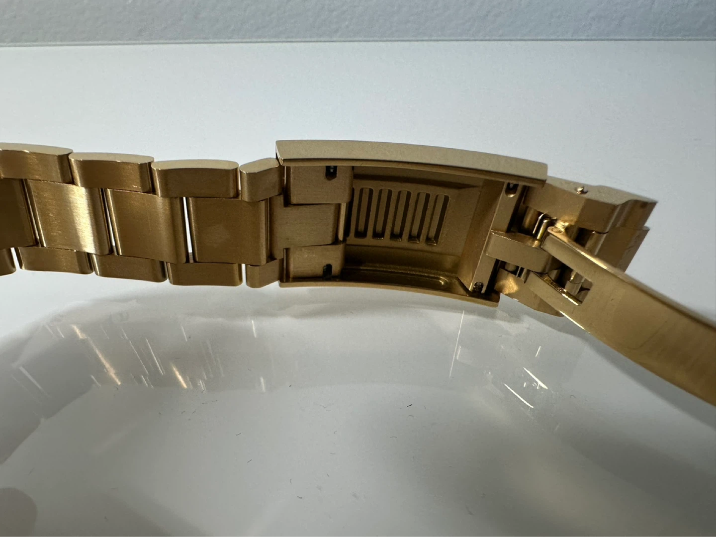 Gold Sub Watch - photo 5