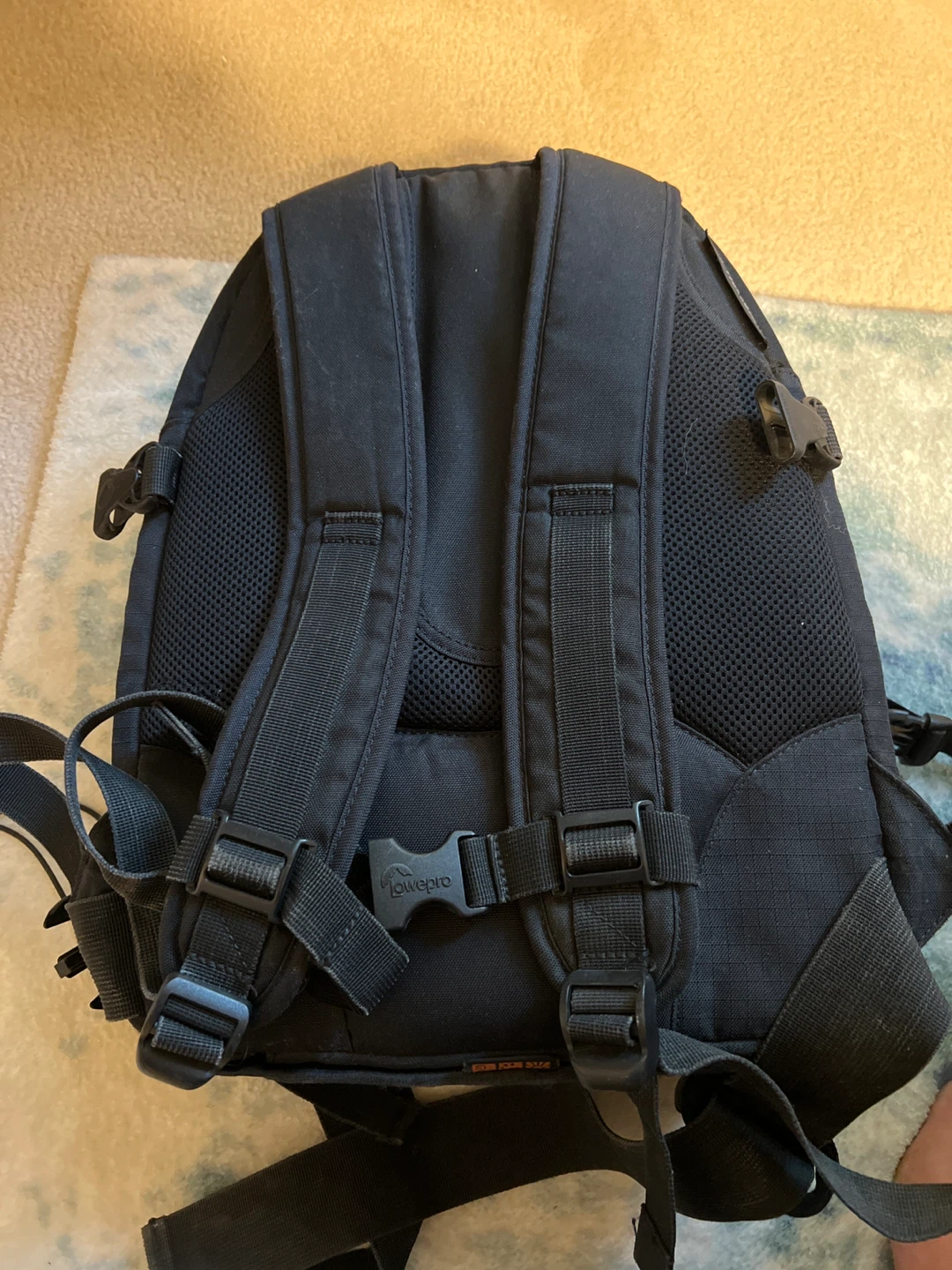 Lowepro Black Camera Backpack - photo 2