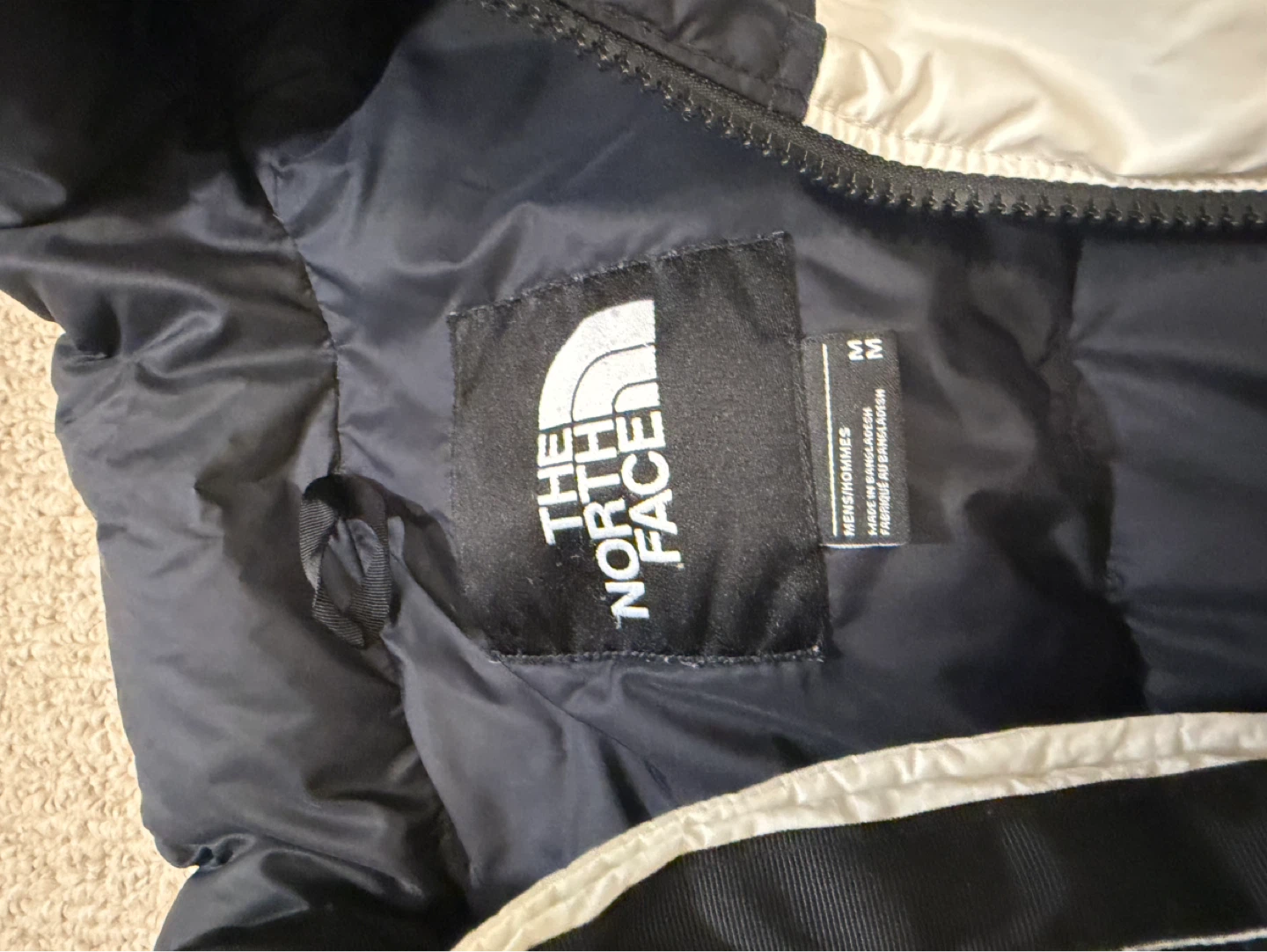 The North Face Puffer Jacket - Black/White - Mens Medium - photo 3
