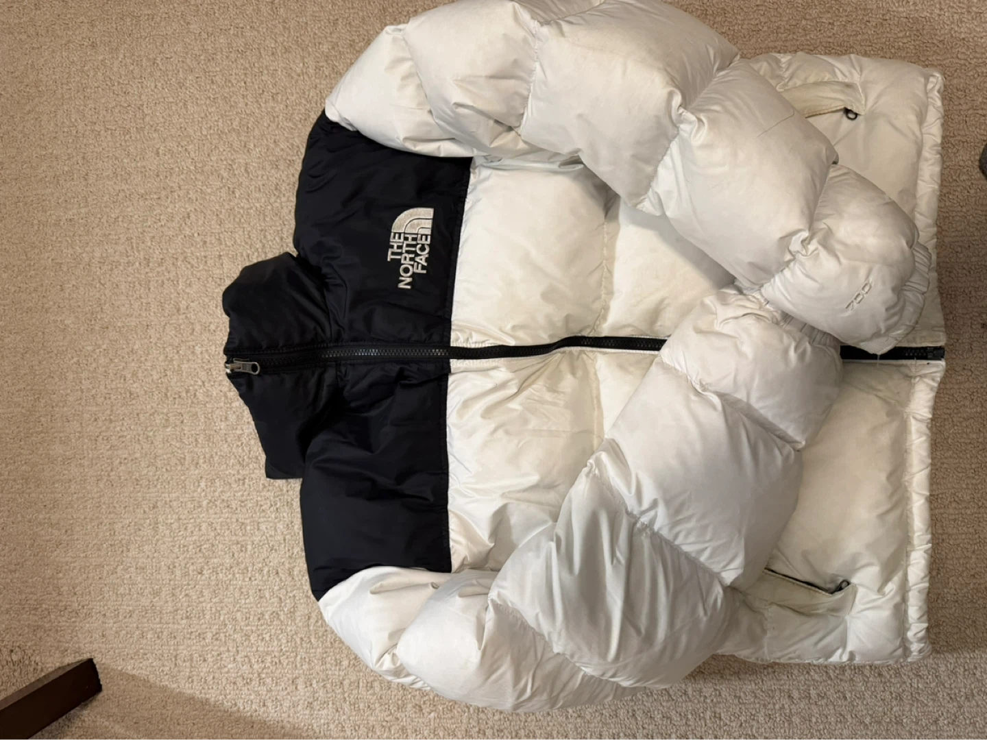 The North Face Puffer Jacket - Black/White - Mens Medium - photo 2