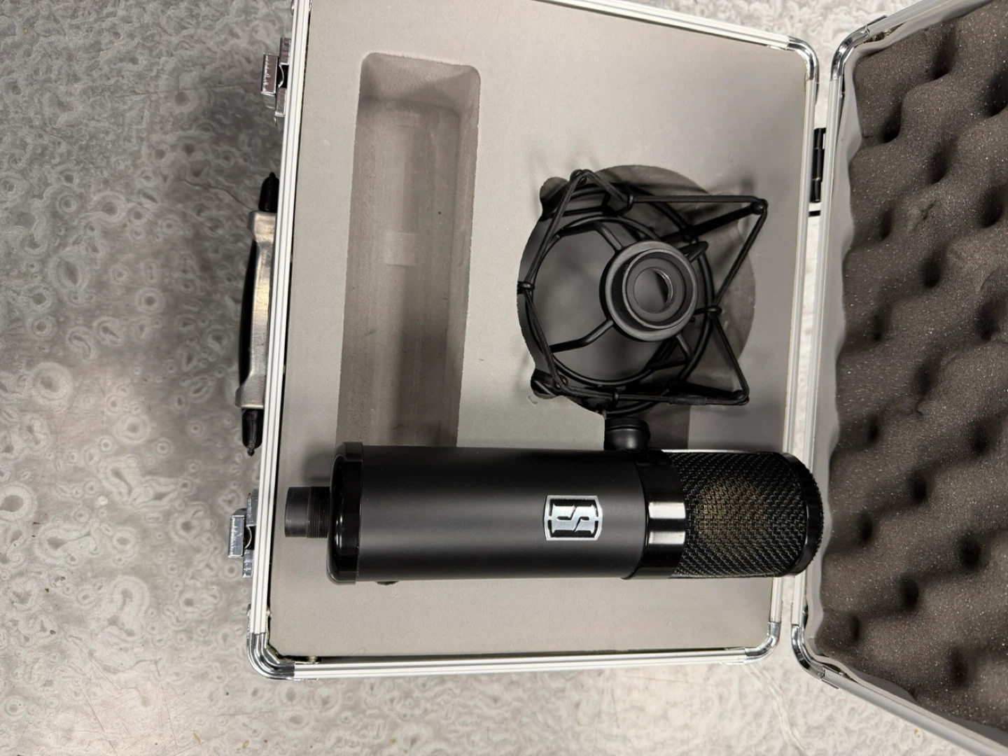 Slate Digital large Microphone. - photo 5