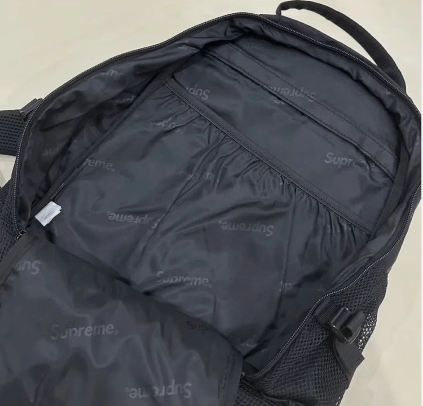 FW23 Supreme Backpack (Black) - photo 2