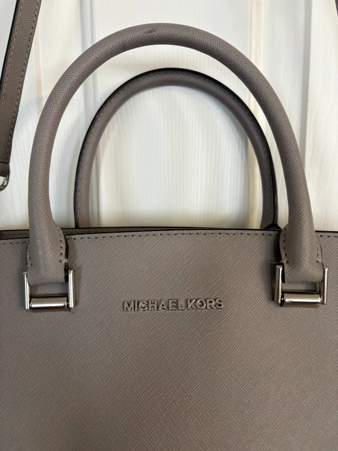 Michael Kors Selma Leather Satchel - photo 2