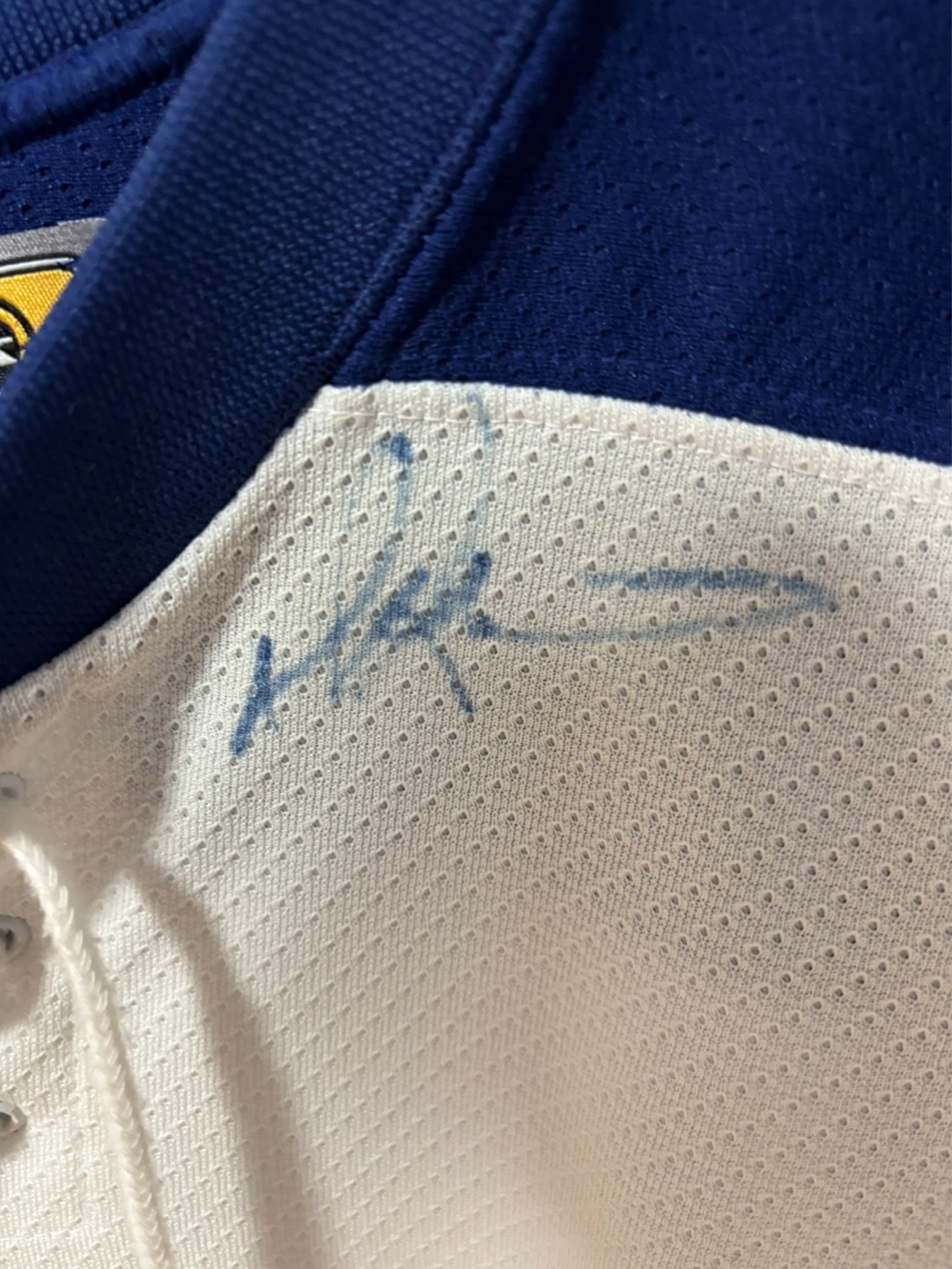 Darryl Sittler autographs hockey adult M jersey and ticket stub - photo 4