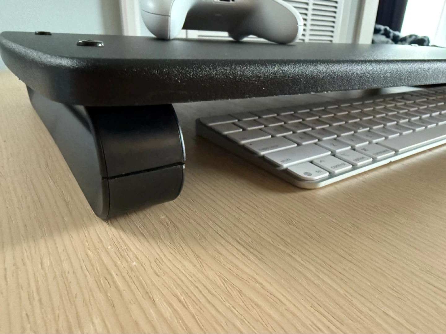 Kensington Adjustable Monitor Stand Riser - photo 5