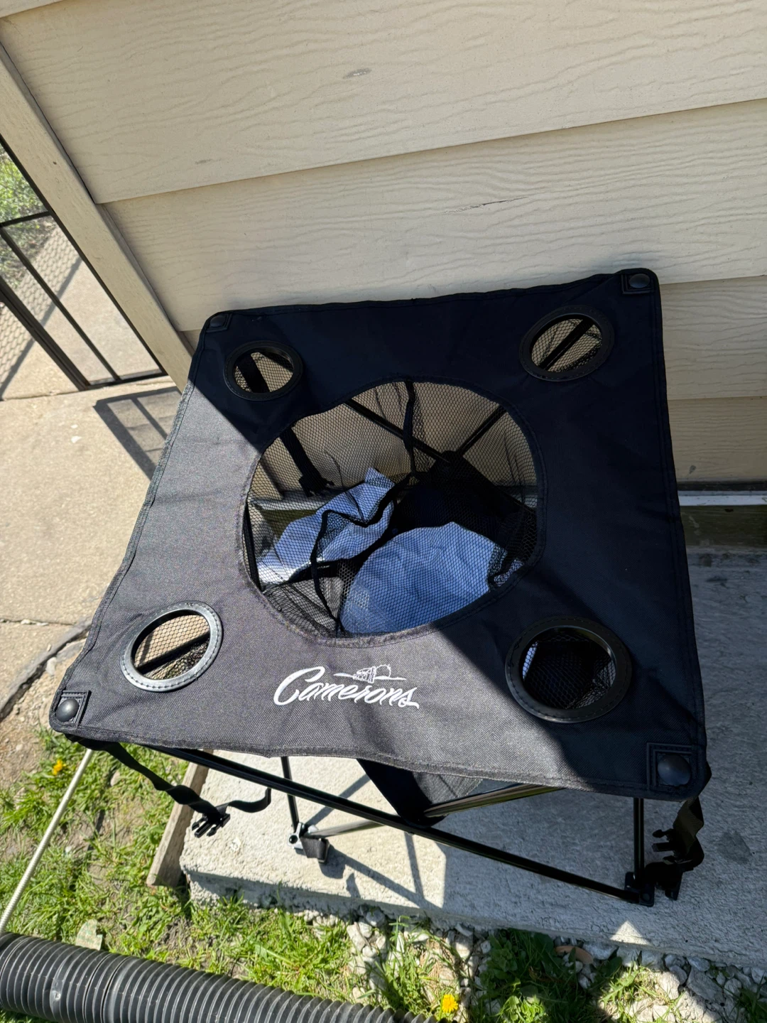 Cameron PORTABLE Tailgating Table WITH INSULATED COOLER - photo 2