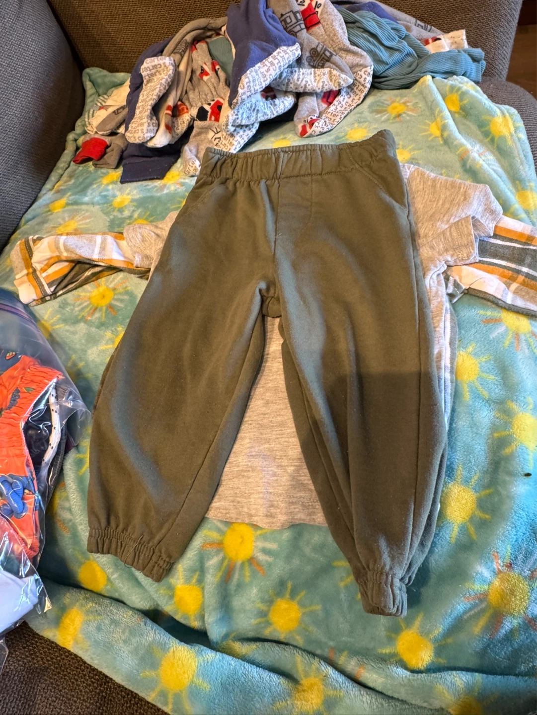 Boys Clothing Bundle - Tops and Bottoms - photo 3