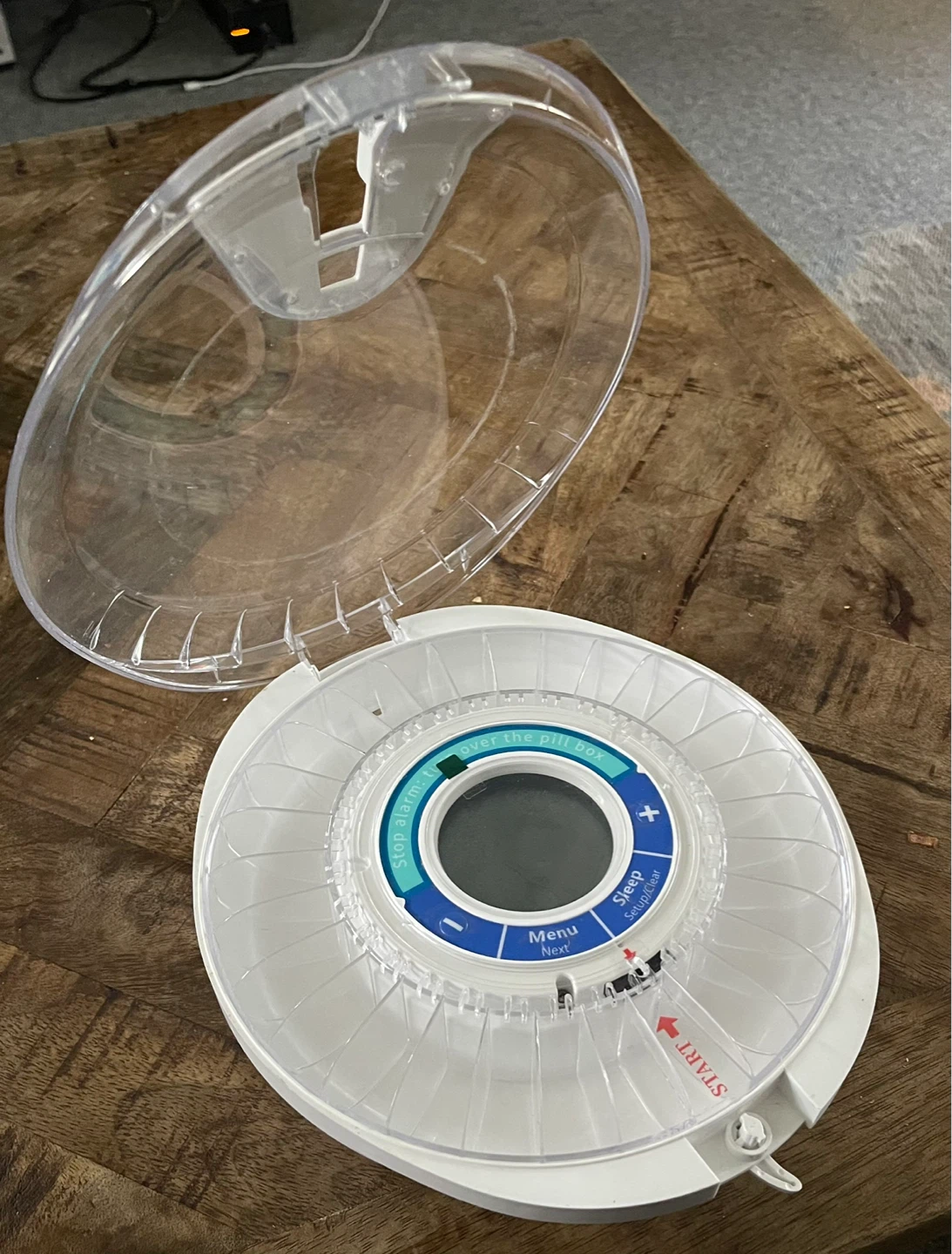 Smart Pill Dispenser - photo 3