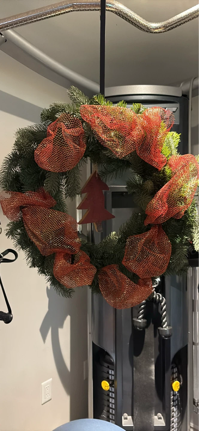 Christmas Wreaths with Red Ribbon - photo 2