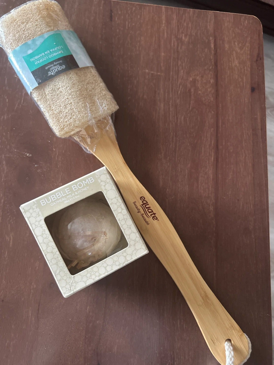 Equate Bamboo Loofah Brush with Bubble Bomb