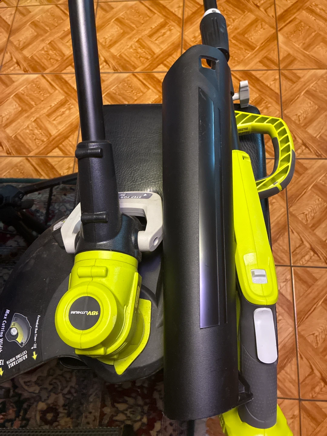 Ryobi ONE+ 18VString Trimmer/Edger & Jet Fan Blower Combo - photo 3