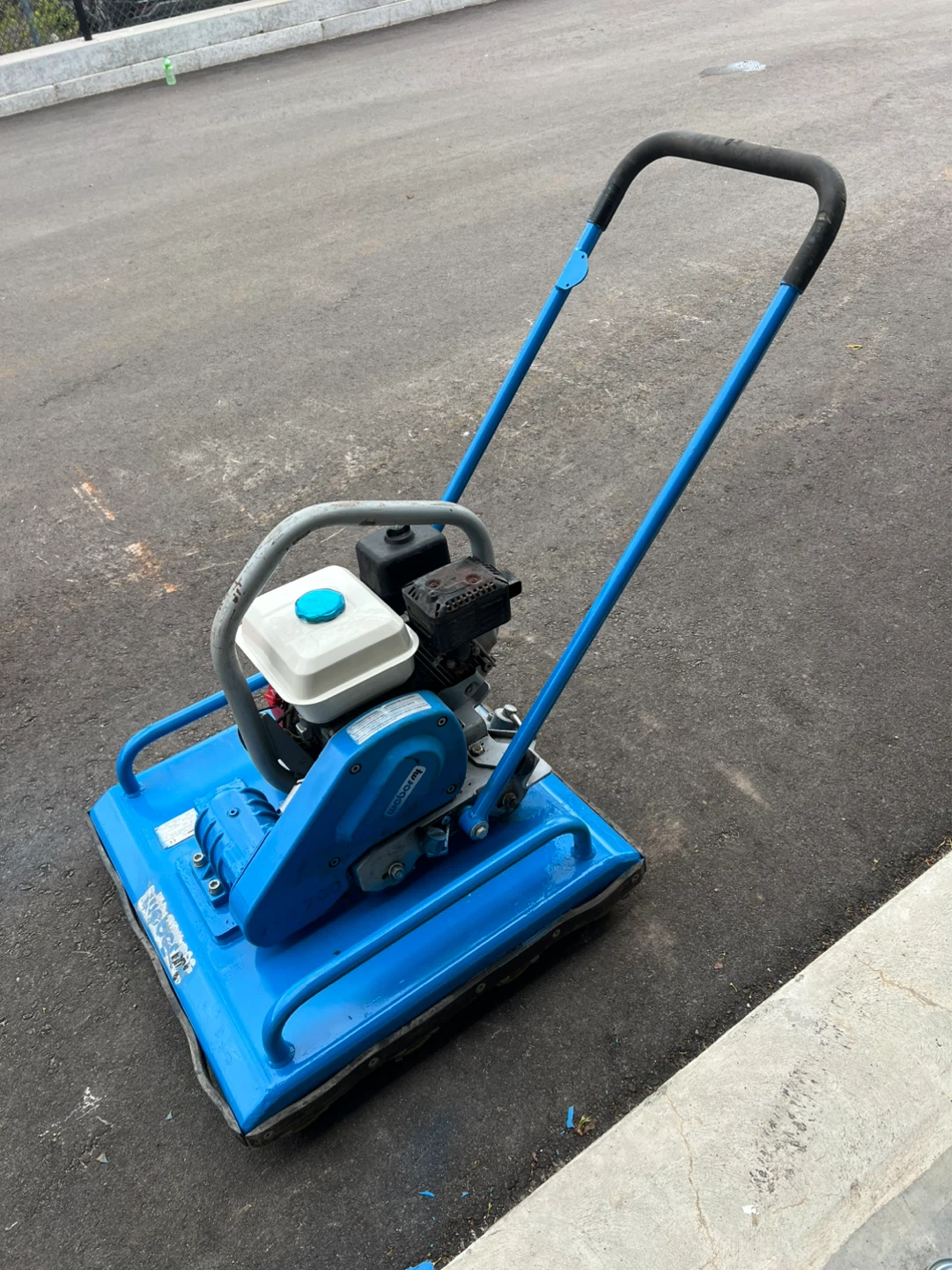 Weber VPR 700 Rolling Compactor - photo 2