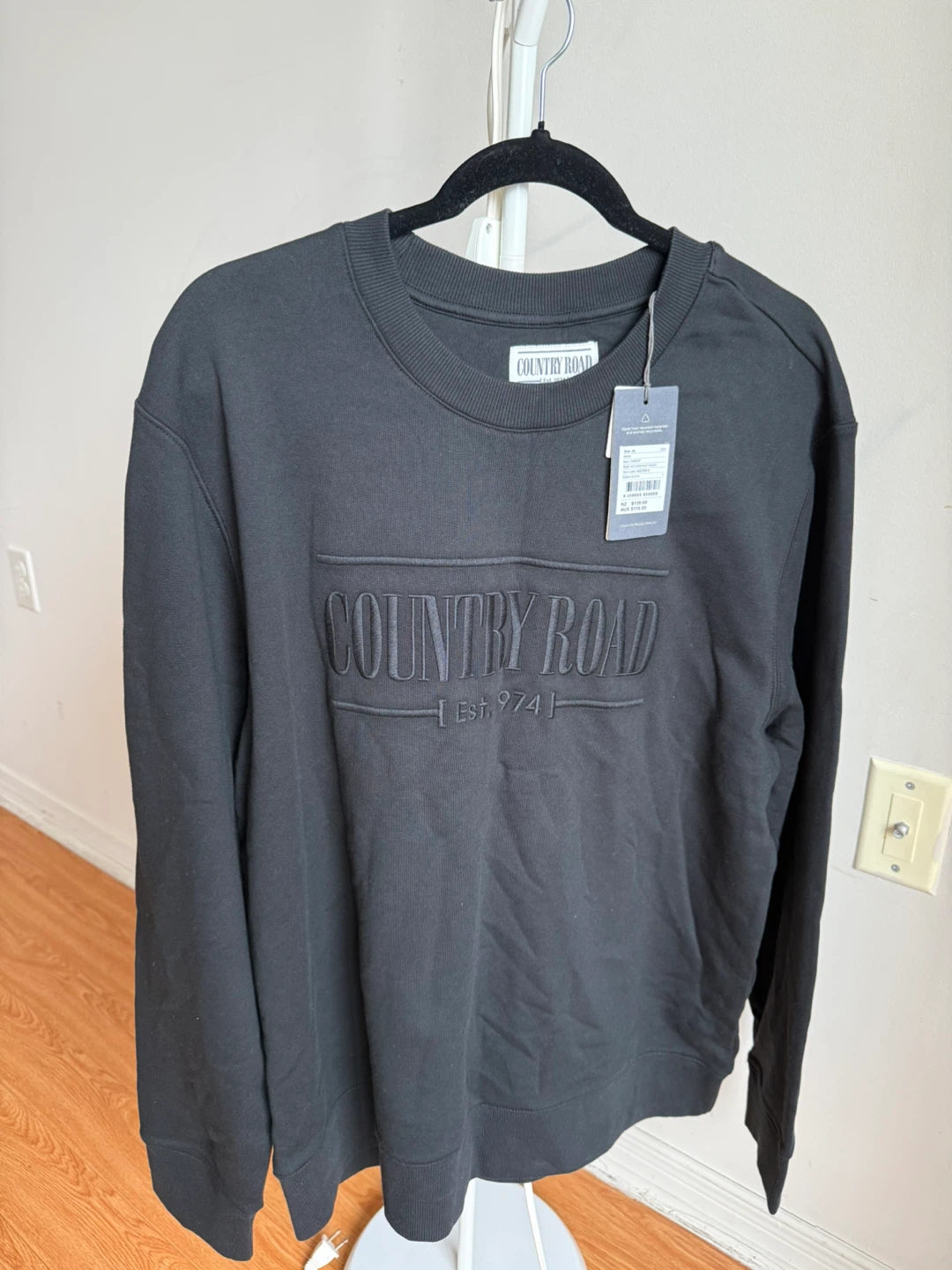 Country Road Black VAC Heritage Sweatshirt XL
