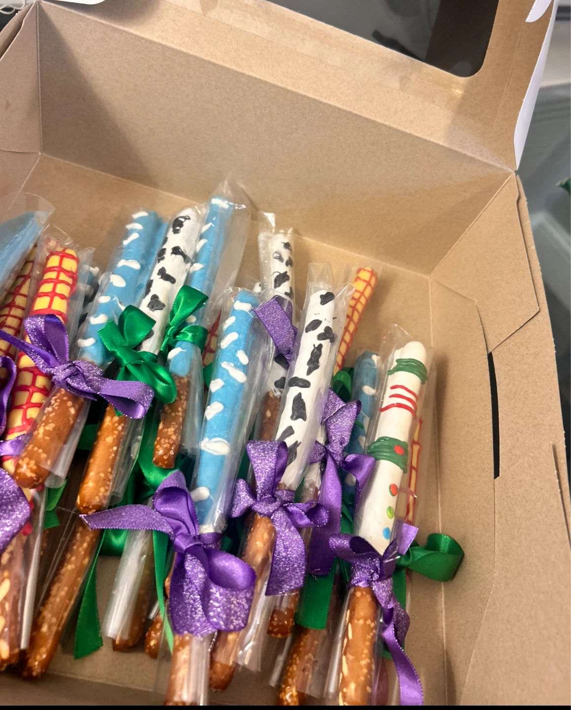 Dipped pretzels for any occasions