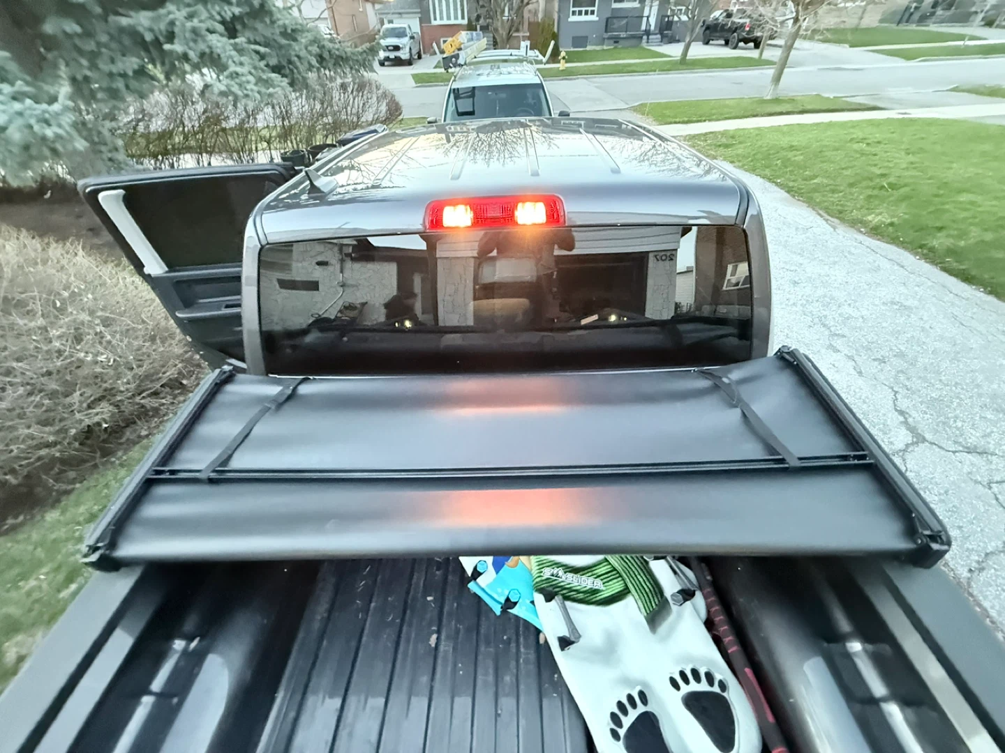 RAM 1500 Tonneau Cover – 5'7" Bed - photo 2