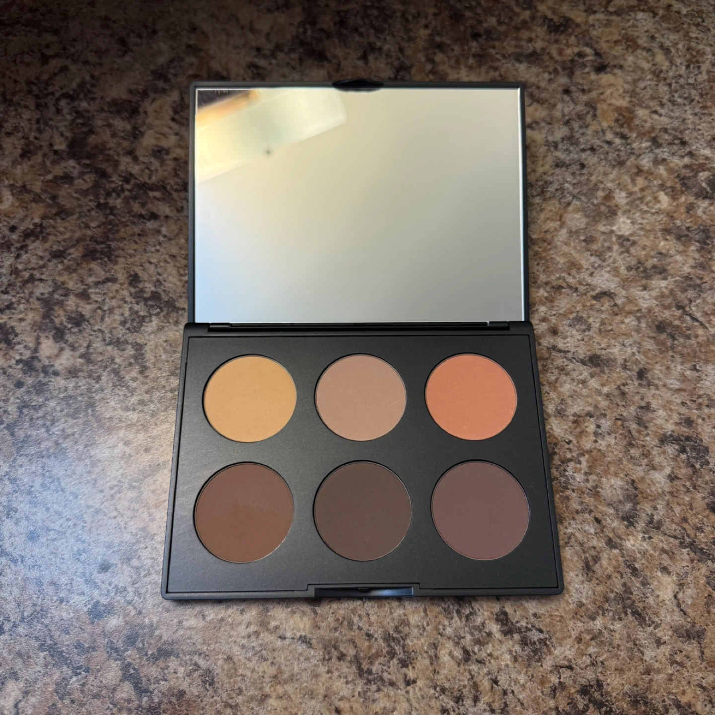 MAC Studio Fix Contour Palette - Medium Dark - photo 2
