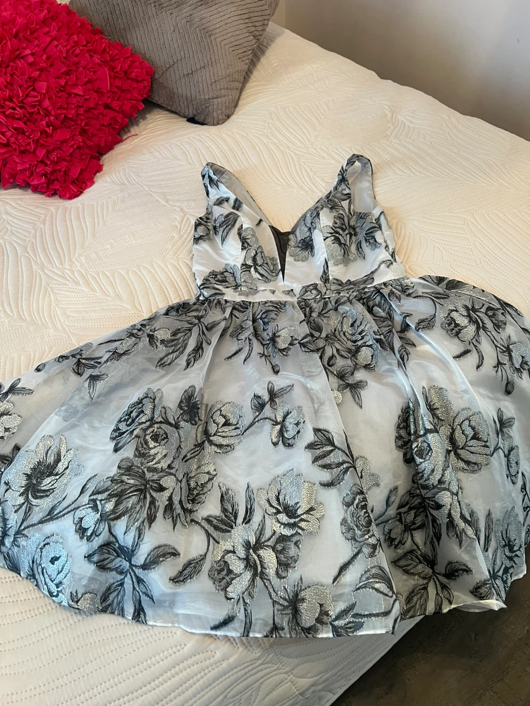 Cachet Women's Dress Size 6 Floral Pattern - photo 3