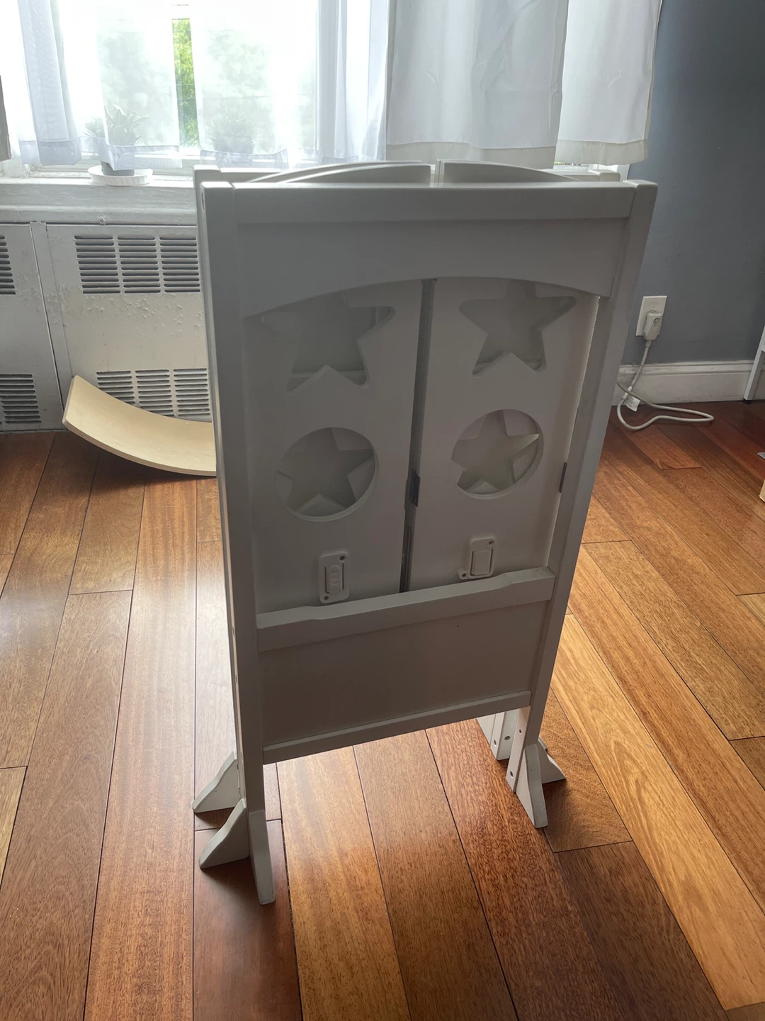 White Wooden Kids Learning Tower | Kitchen Helper - photo 3