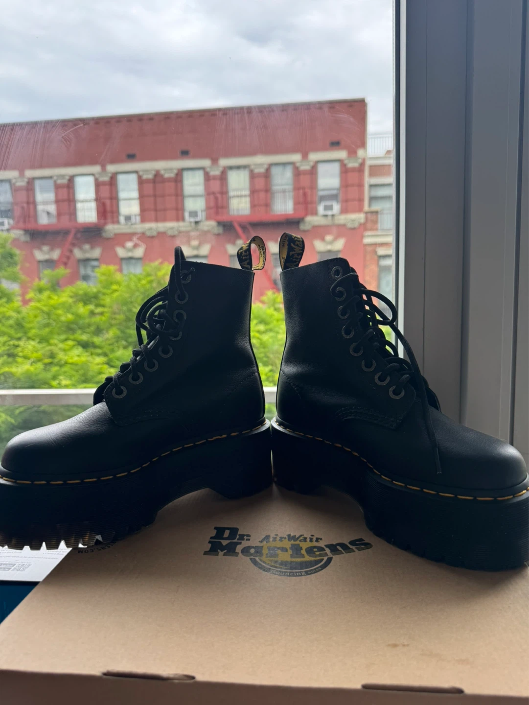 Dr. Martens 1460 Pascal Max size 6 - photo 4