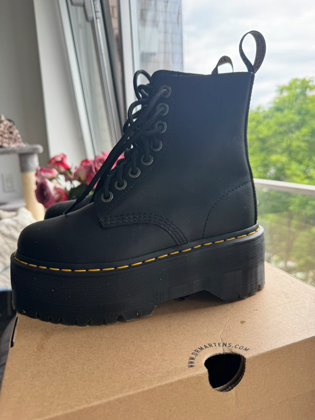 Dr. Martens 1460 Pascal Max size 6 - photo 3