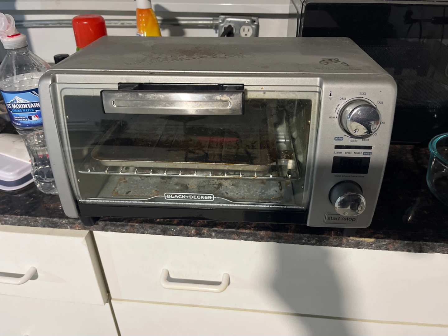 BLACK+DECKER Toaster Oven