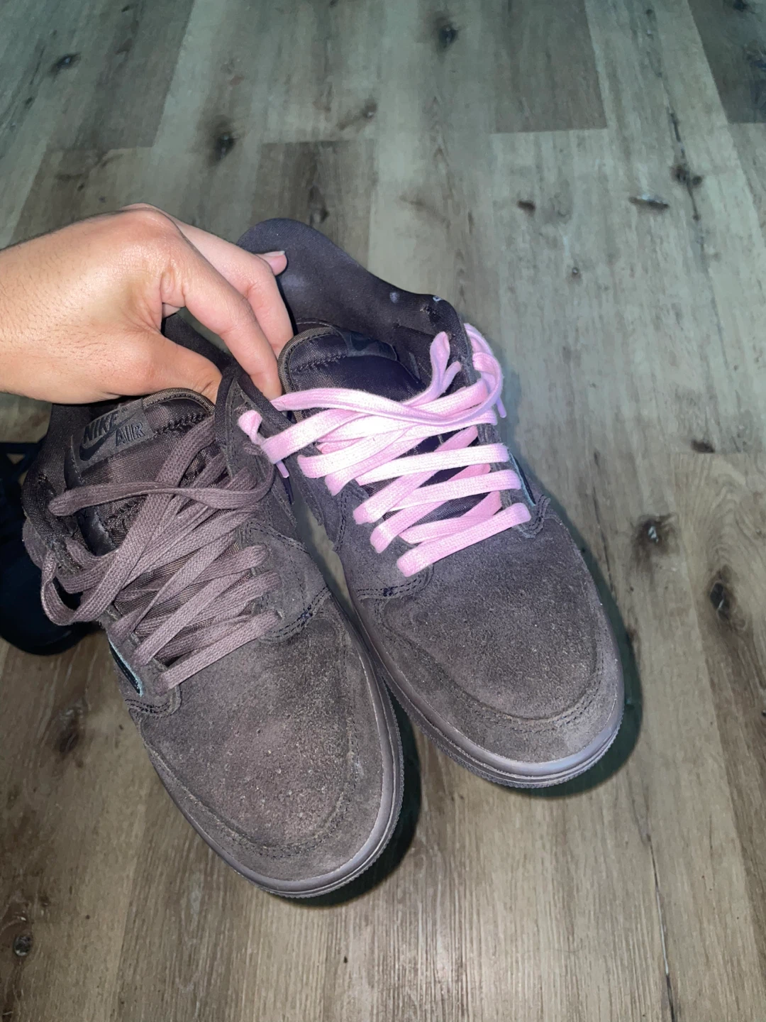 Travis Scott Nike SB Dunk Low Pro Shoes - photo 4