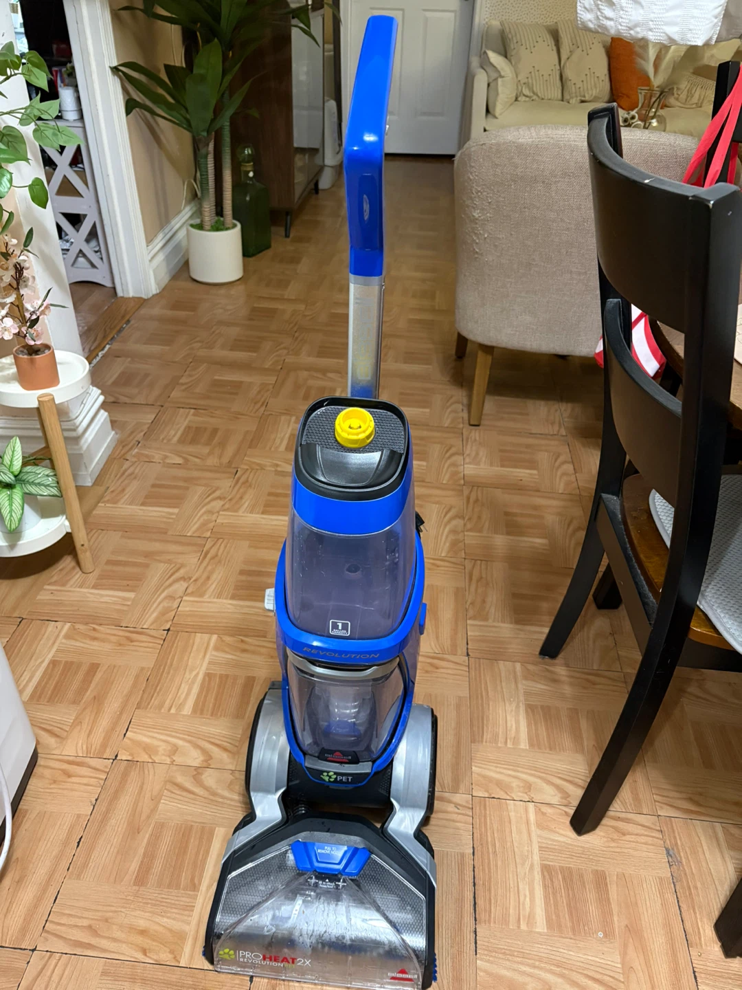 Bissell ProHeat 2X Revolution Pet Carpet Cleaner