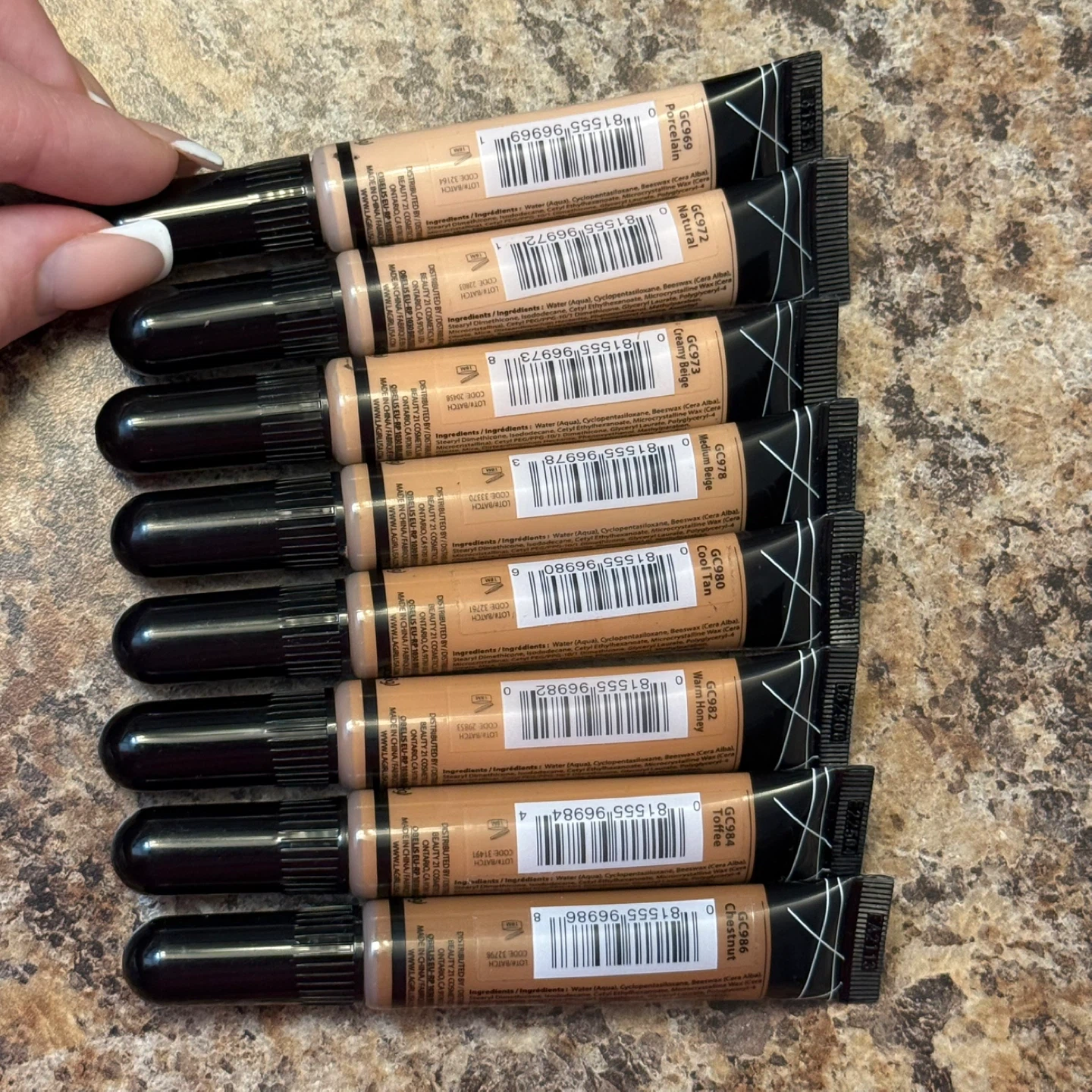 L.A. Girl HD Concealer - 8 Shades - photo 2