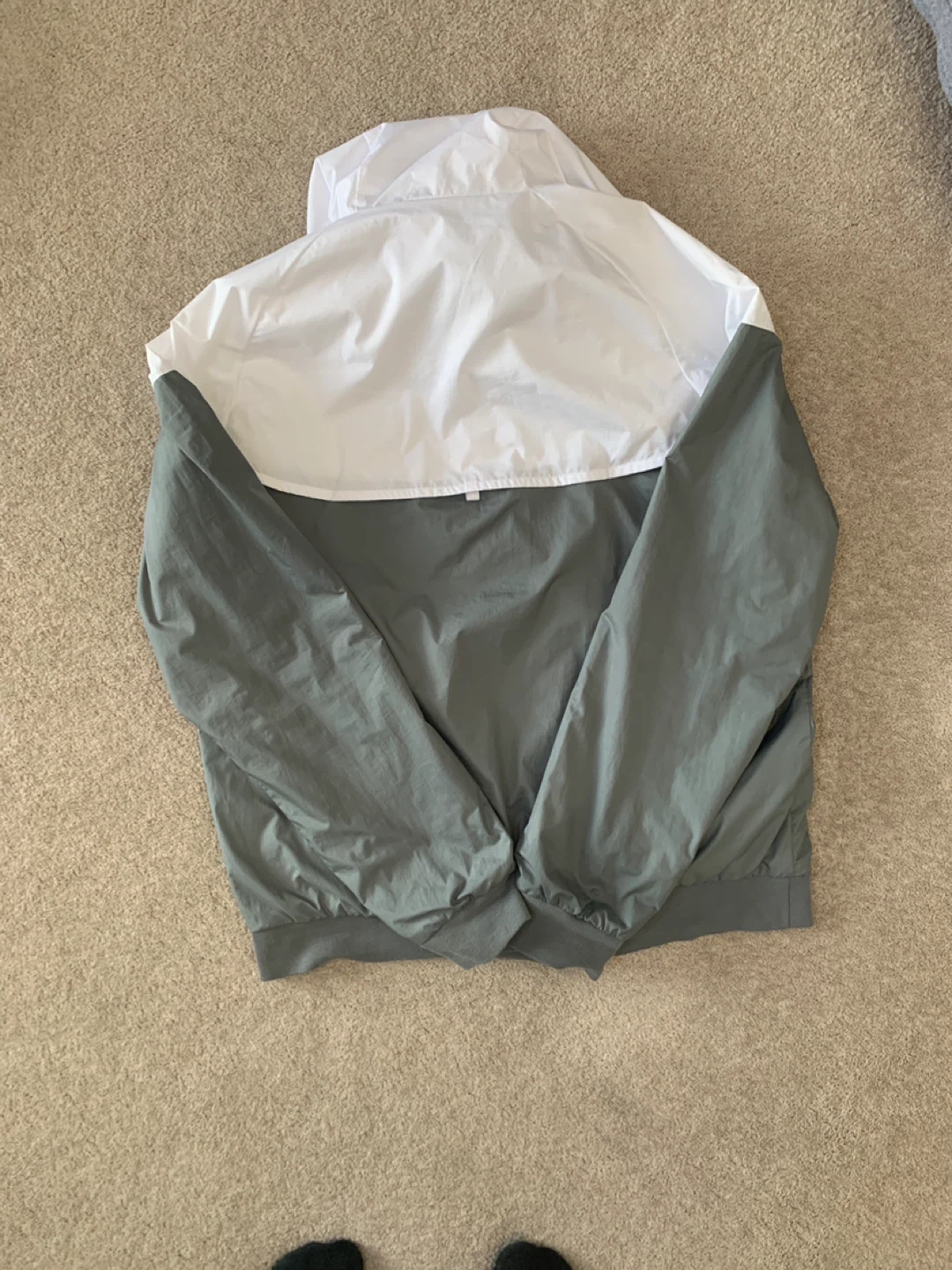 Nike Windbreaker Jacket - Size L - photo 3