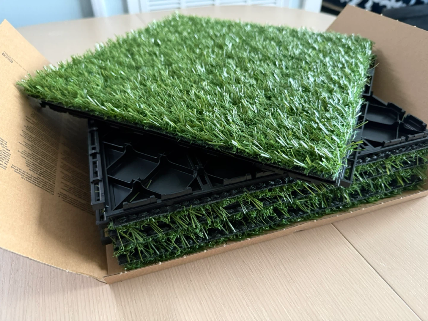 IKEA RUNNEN Artificial Grass Tiles - 1 sq ft x4 - photo 2