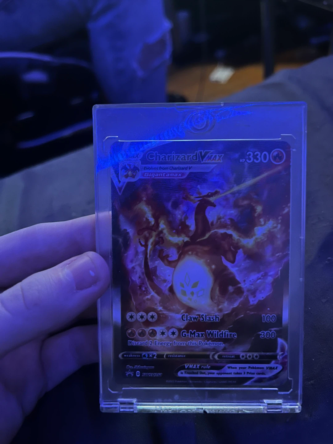 Pokemon Charizard VMAX Gigantamax Card