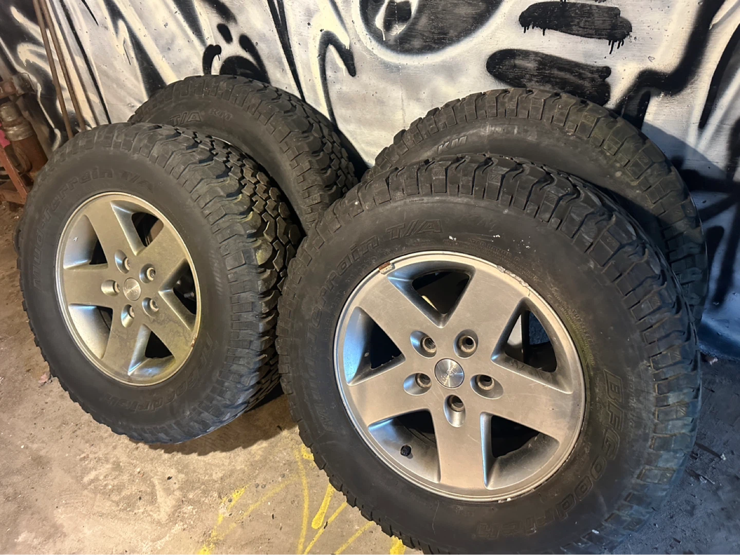 BFGoodrich 4 set Tires and Jeep Rims - photo 3