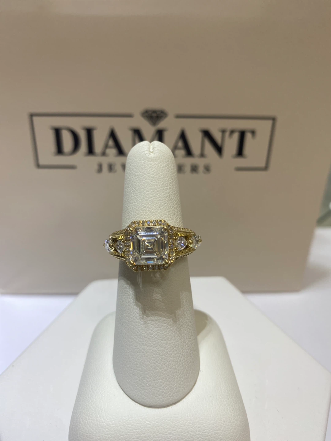 Diamond Engagement Ring - photo 5