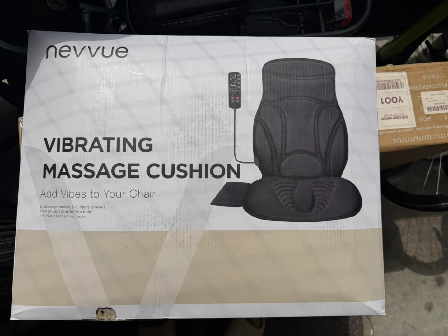 Nevvue Vibrating Massage Cushion