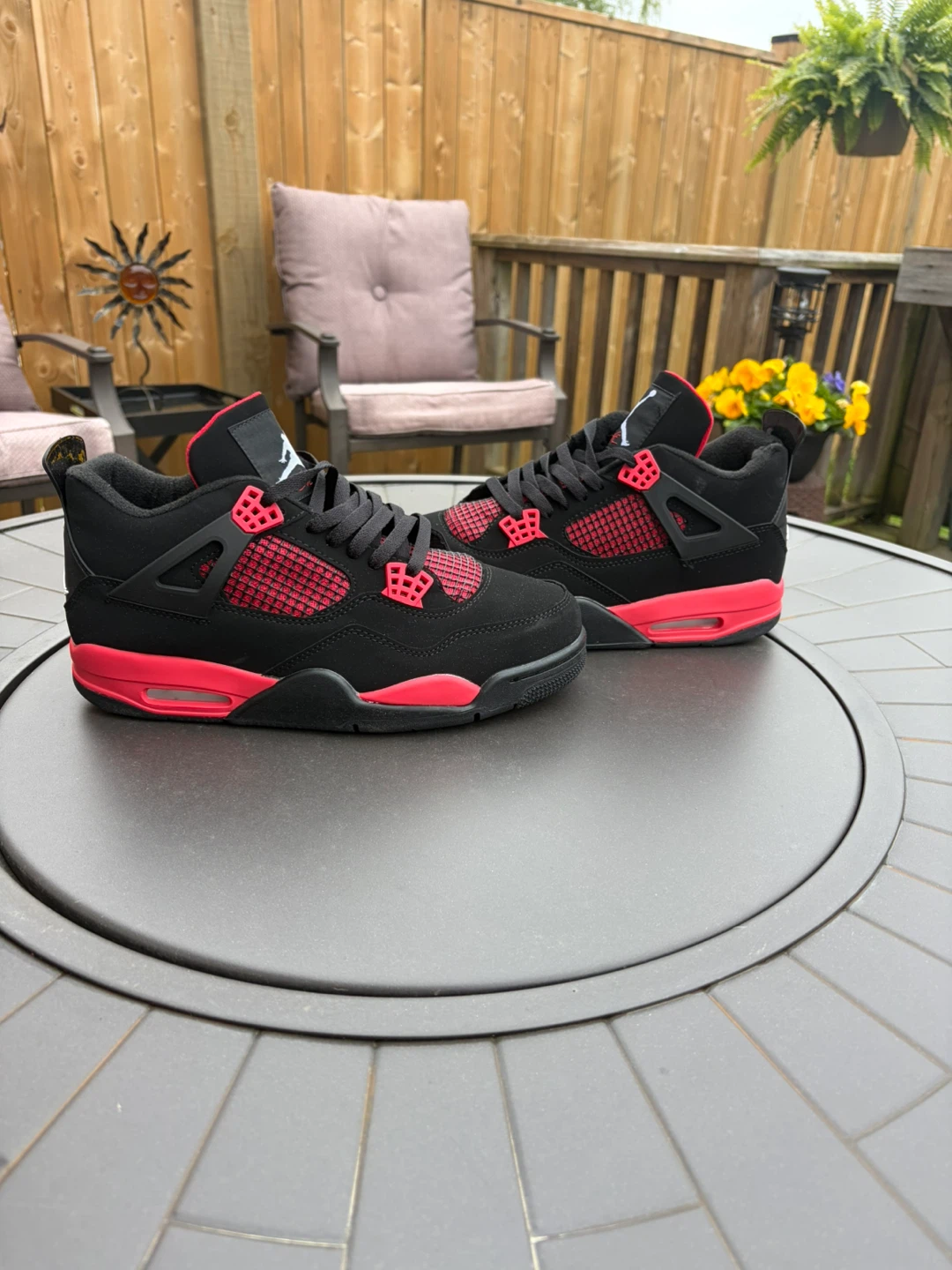 Air Jordan 4 "Bred"