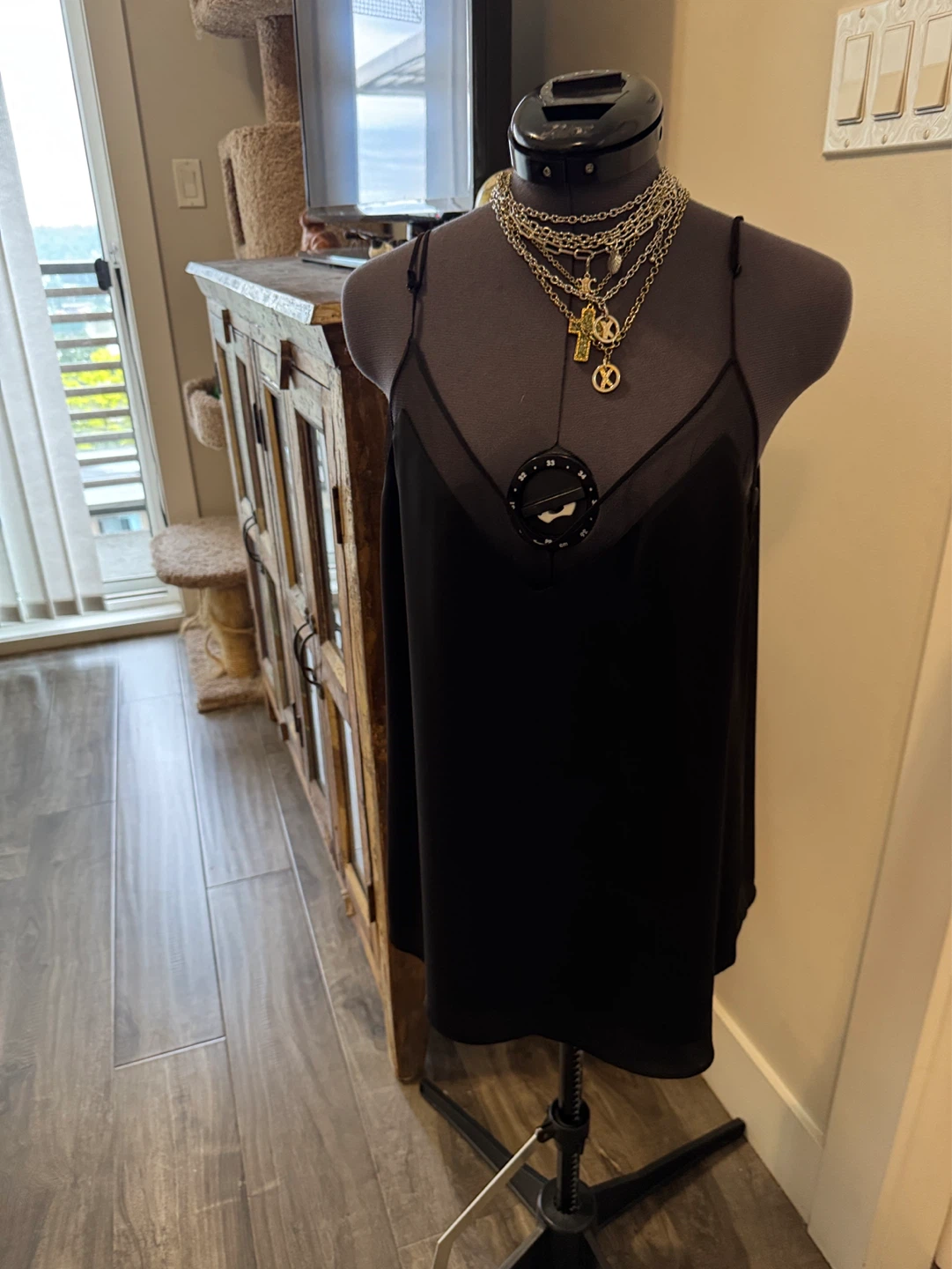 Aritzia Babaton Galen black Camisole -  size small - photo 5