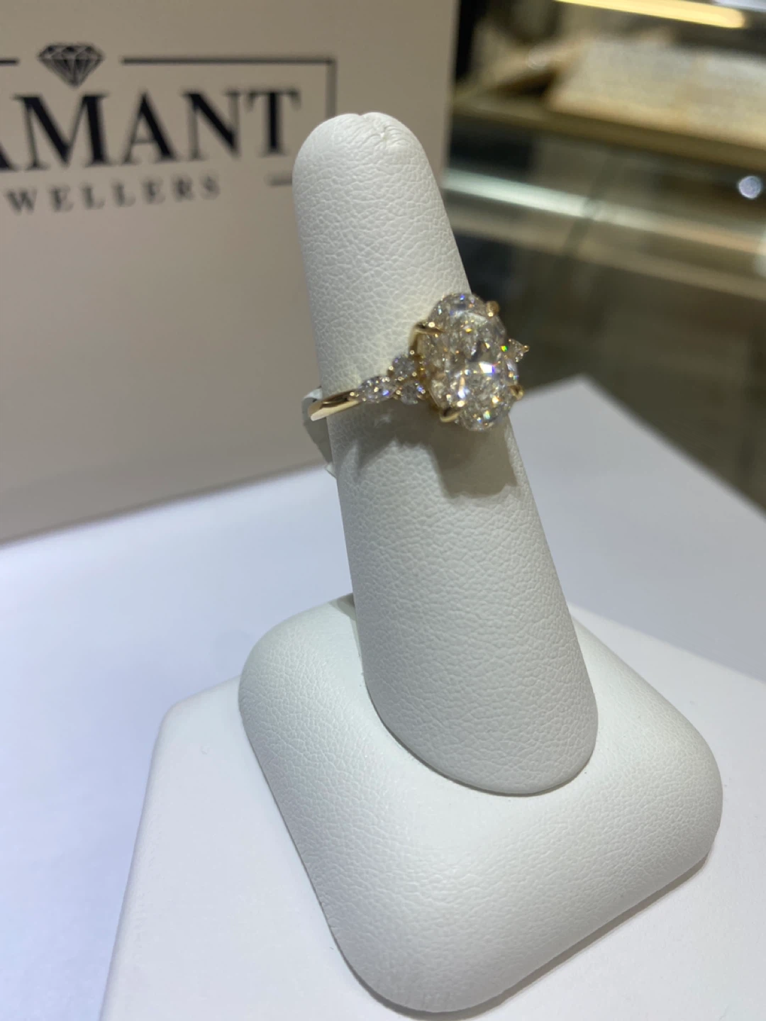 Diamant Jewelers Oval Cut Diamond Engagement Ring - photo 2