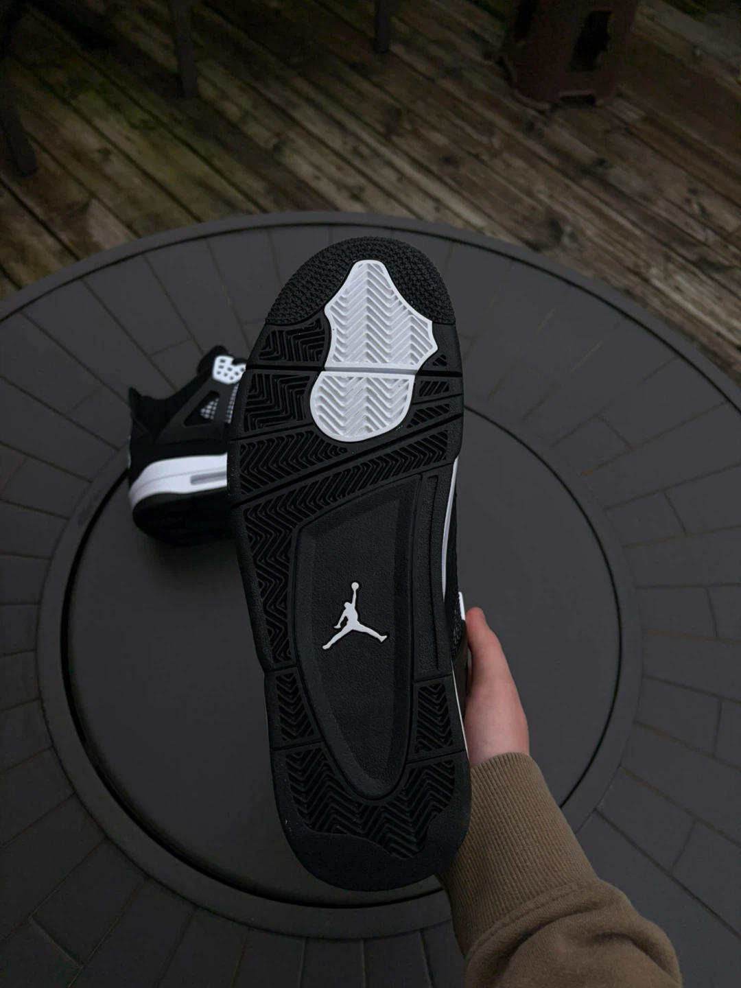 Air Jordan 4 Retro Black White - photo 2