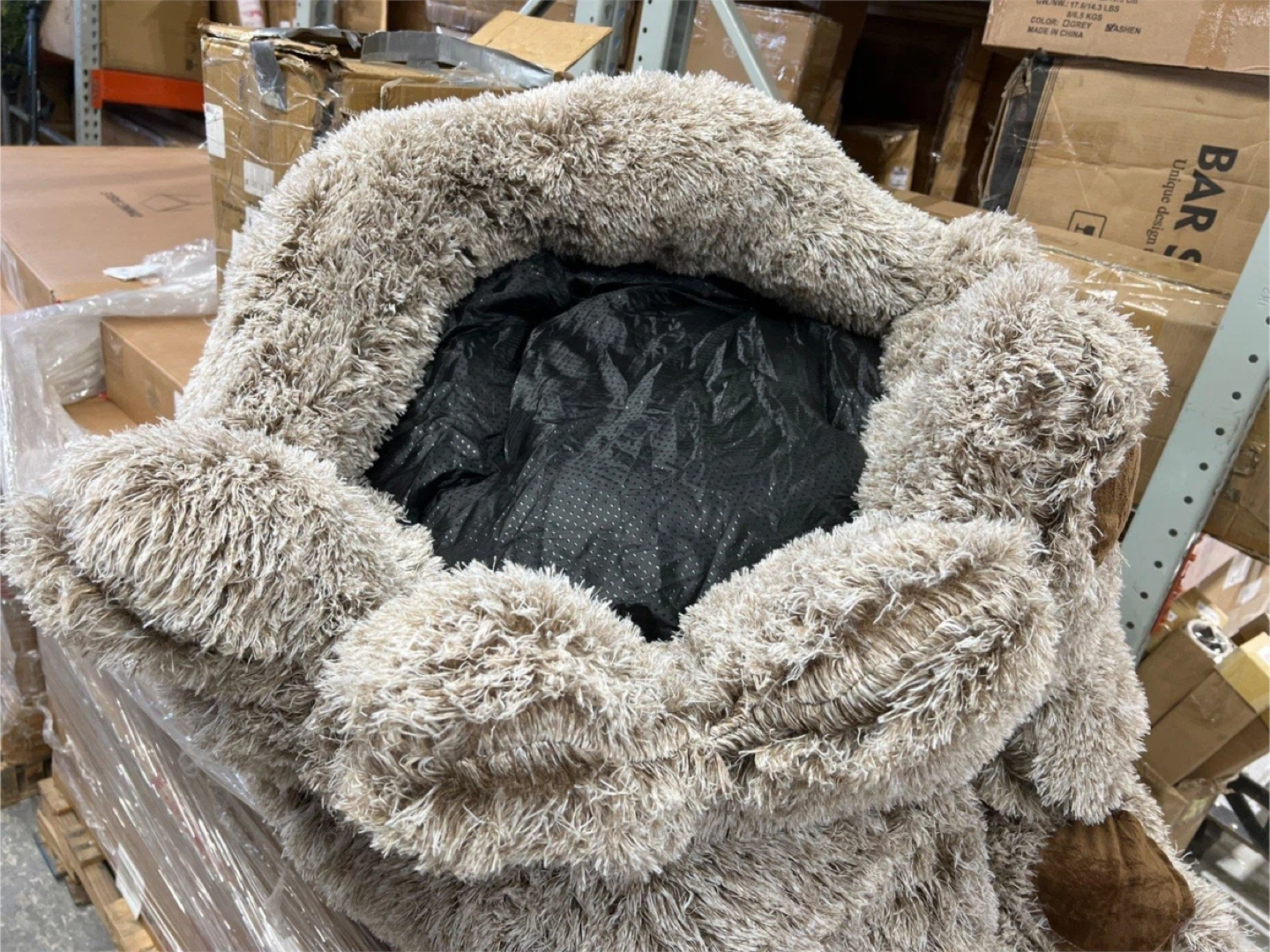 Plush Paw Print Pet Bed - photo 2