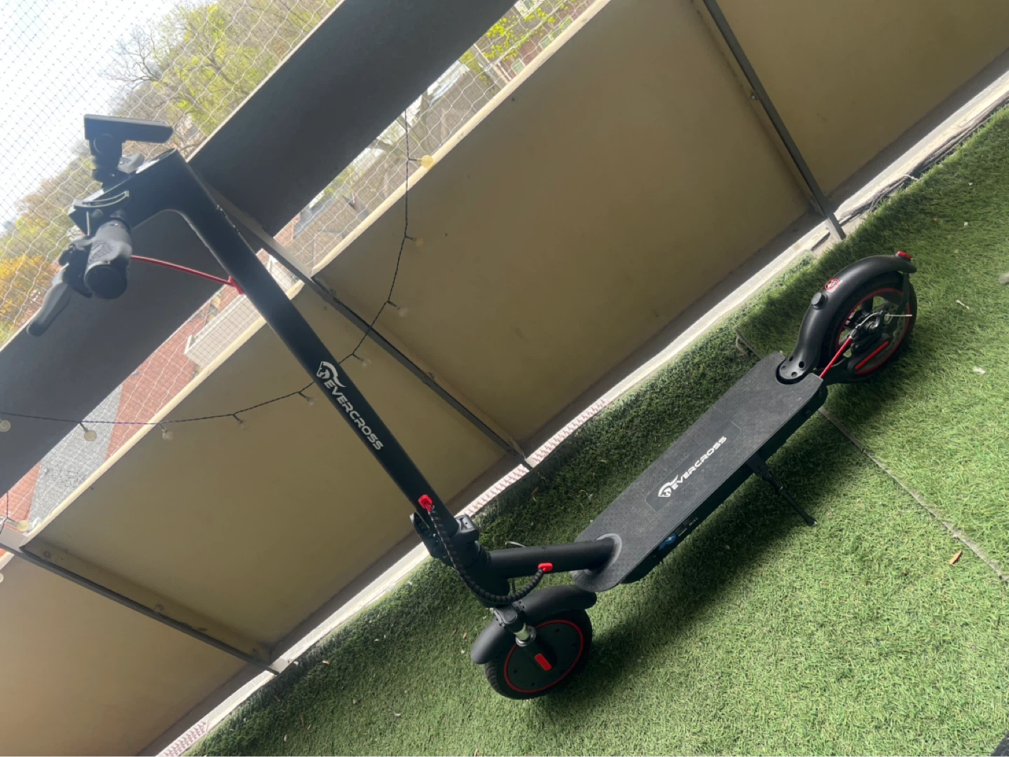 EVERCROSS EV85F Scooter – Great Condition + Charger - photo 2