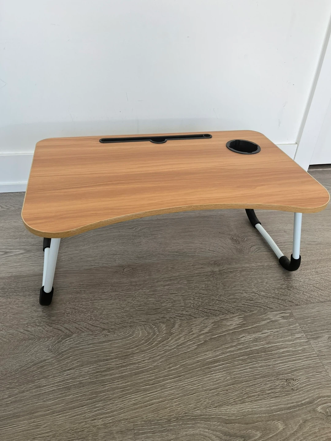 Portable desk tray