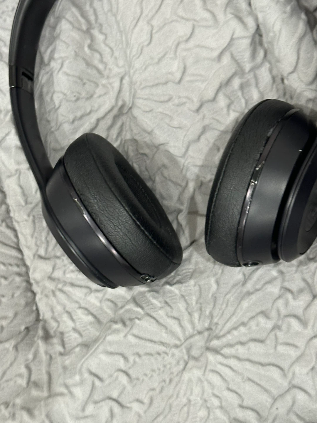 Beats Solo3 Wireless On-Ear Headphones - photo 3