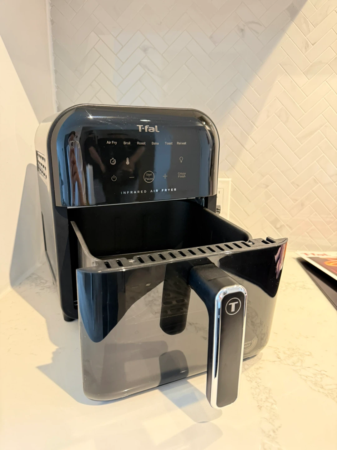 *Move-out sale* T-fal Infrared Air Fryer – Like New - photo 5