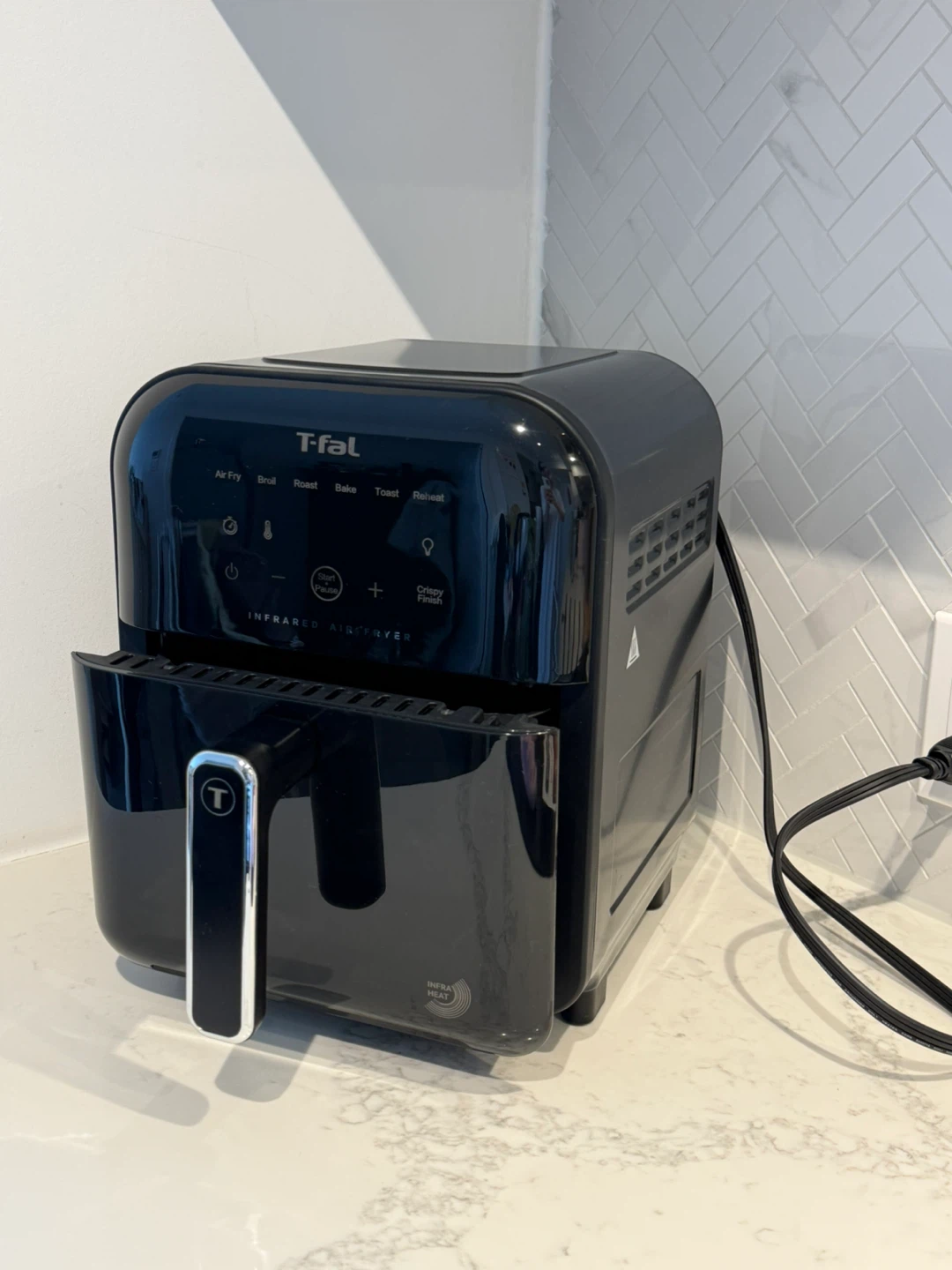 *Move-out sale* T-fal Infrared Air Fryer – Like New - photo 3