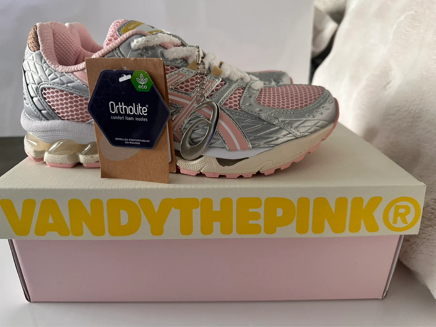 ASICS GEL- "VANDYTHEPINK"