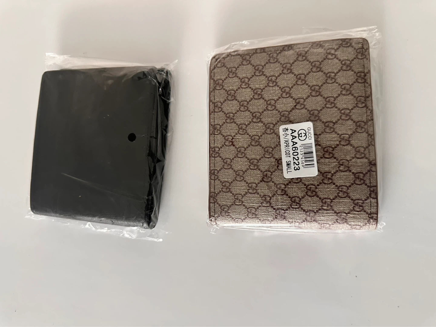 Gucci GG Monogram Bi-fold Wallet - photo 3