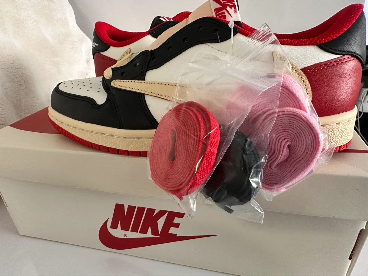 Air Jordan 1 Low Travis Scott x | Fragment - photo 4