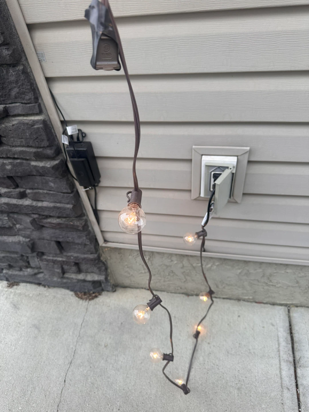 String Lights with Incandescent Bulbs 20ft brand new - photo 2