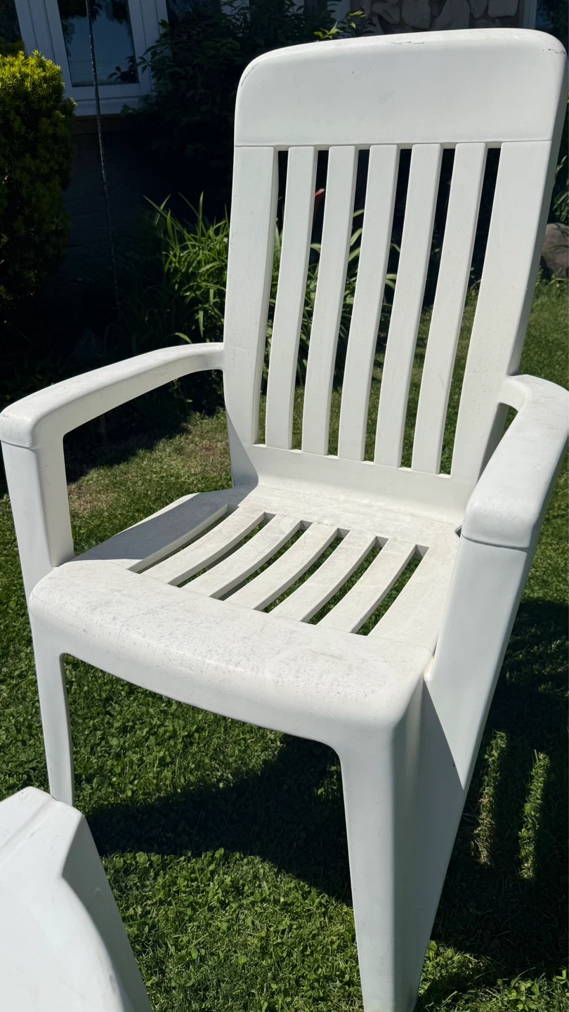 White Outdoor Chair and Table Set - photo 3